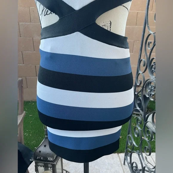 BCBGMaxAzria Elle Cutout Bandage Stripe Body-con Color block Mini Dress Small - Picture 6 of 16
